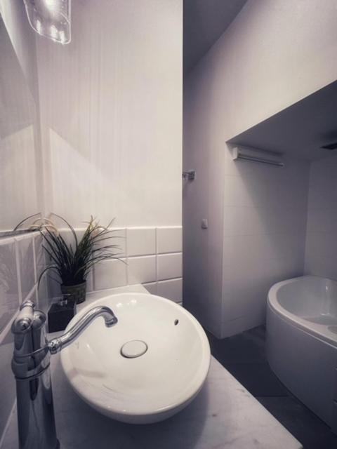 Luxury Living Kopernik Apartment Varşovia Exterior foto